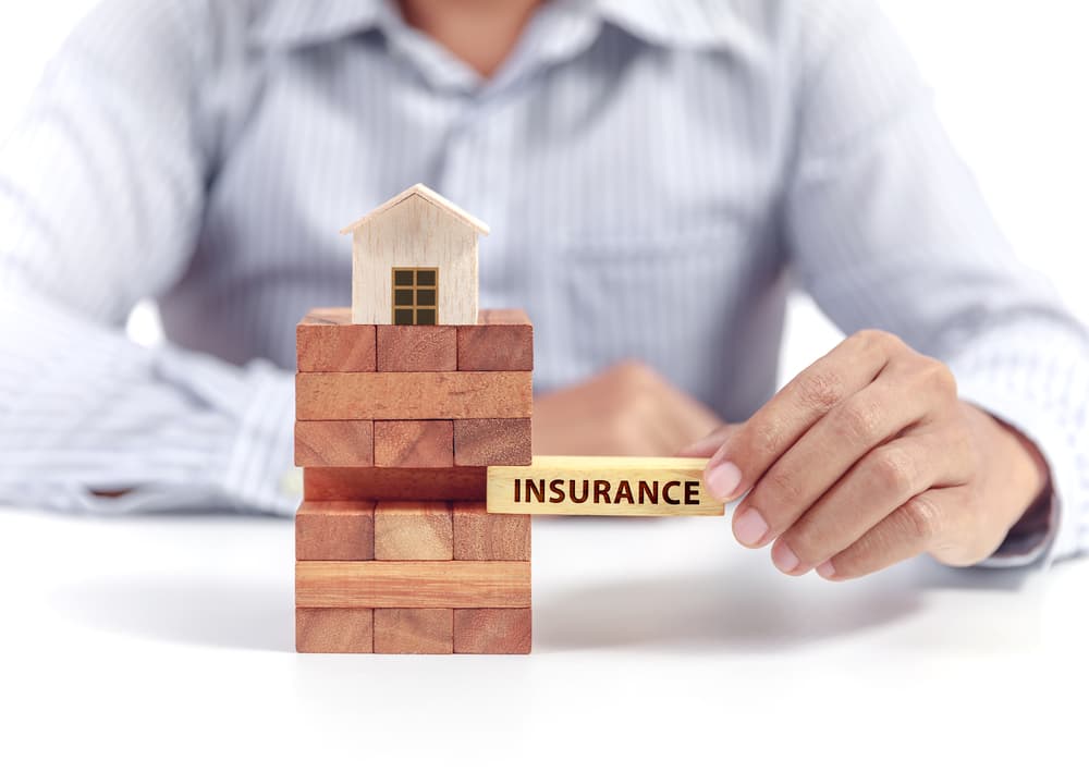 Difference Between Car Insurance and Cottage Insurance 